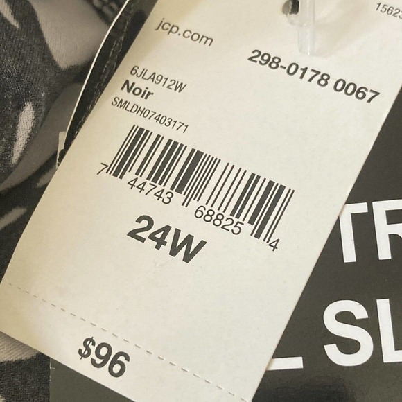 Trimshaper Swimwear Womens‎ Size 24W Shirred Web Design Tank Black White - Picture 9 of 10